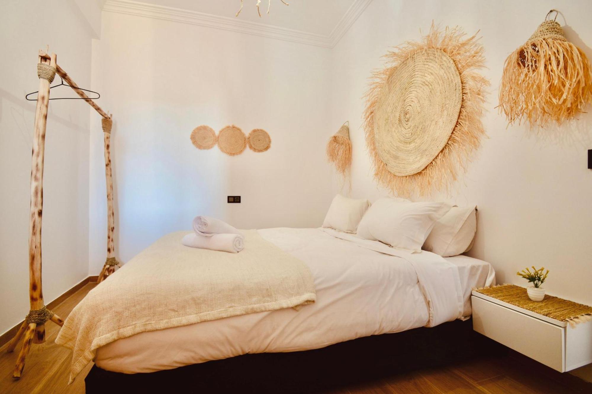 Appartement New Duplex- M Avenue , Swimming Pool , Fibre Optique Wifi , Parking , Gueliz Centre