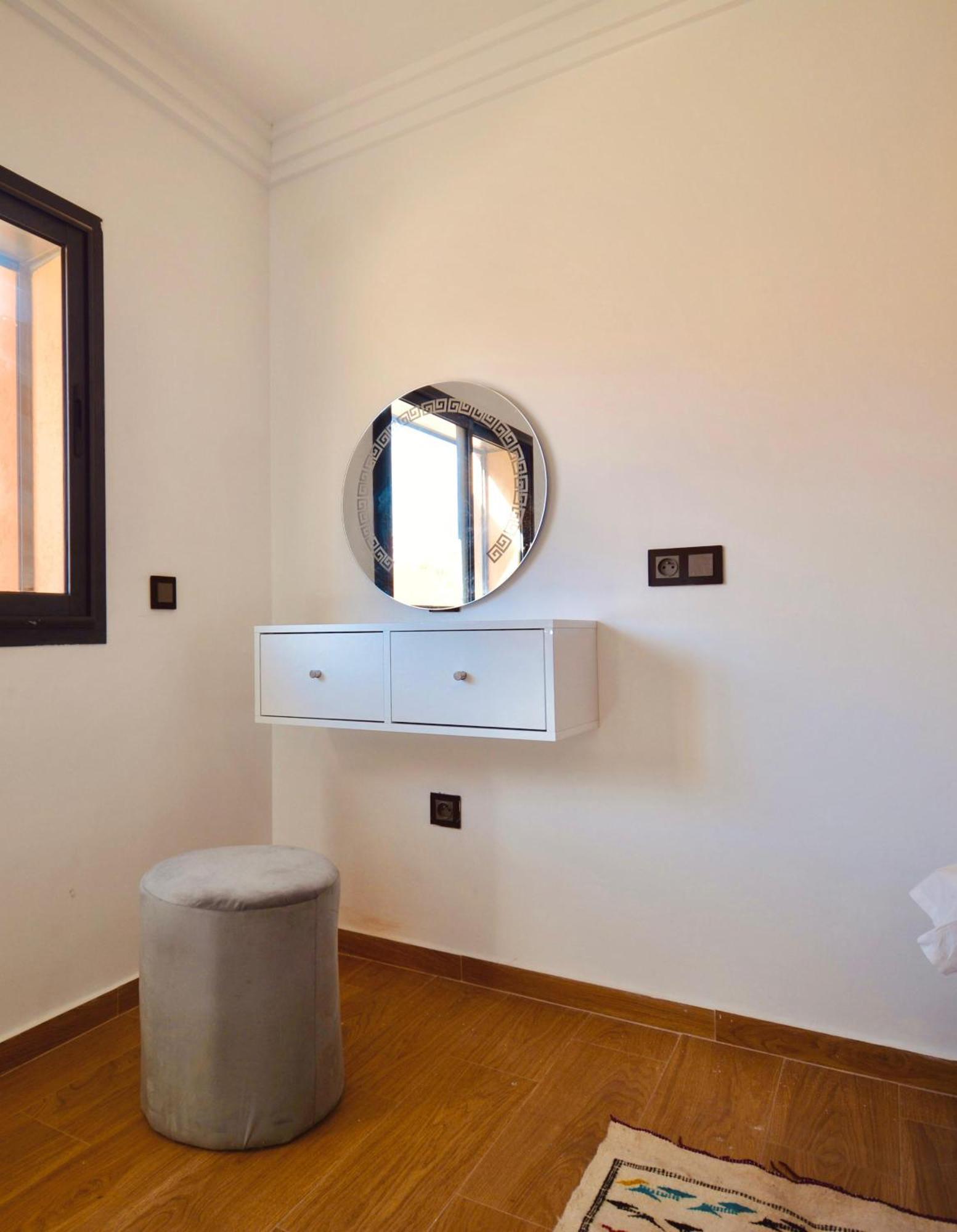 New Duplex- M Avenue , Swimming Pool , Fibre Optique Wifi , Parking , Gueliz Centre Appartement *