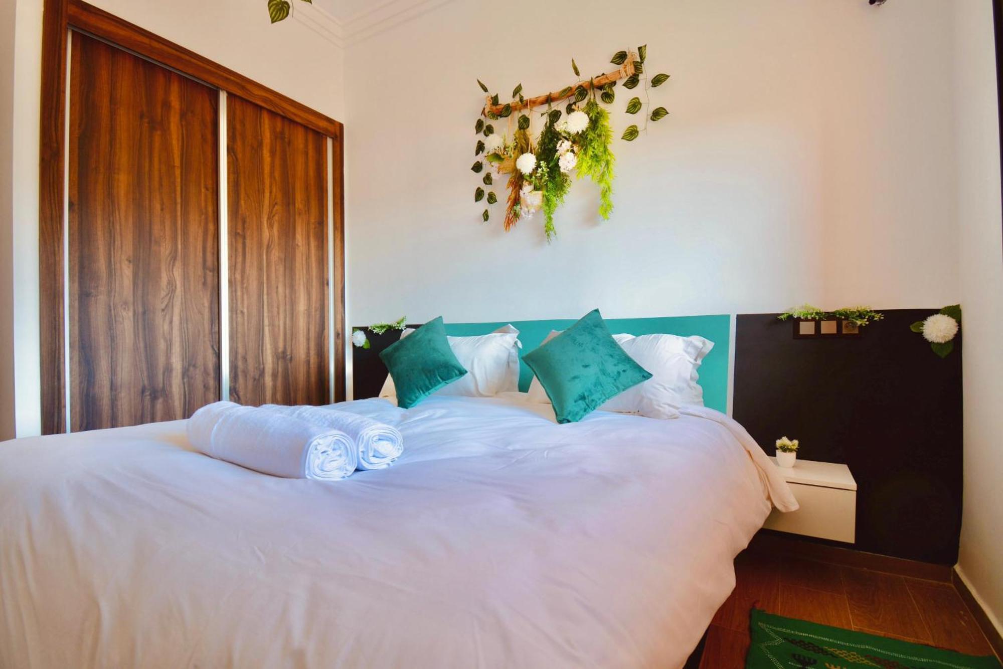 New Duplex- M Avenue , Swimming Pool , Fibre Optique Wifi , Parking , Gueliz Centre Appartement