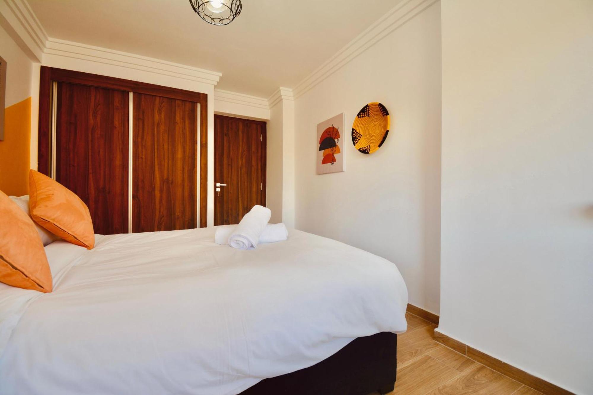 New Duplex- M Avenue , Swimming Pool , Fibre Optique Wifi , Parking , Gueliz Centre *
