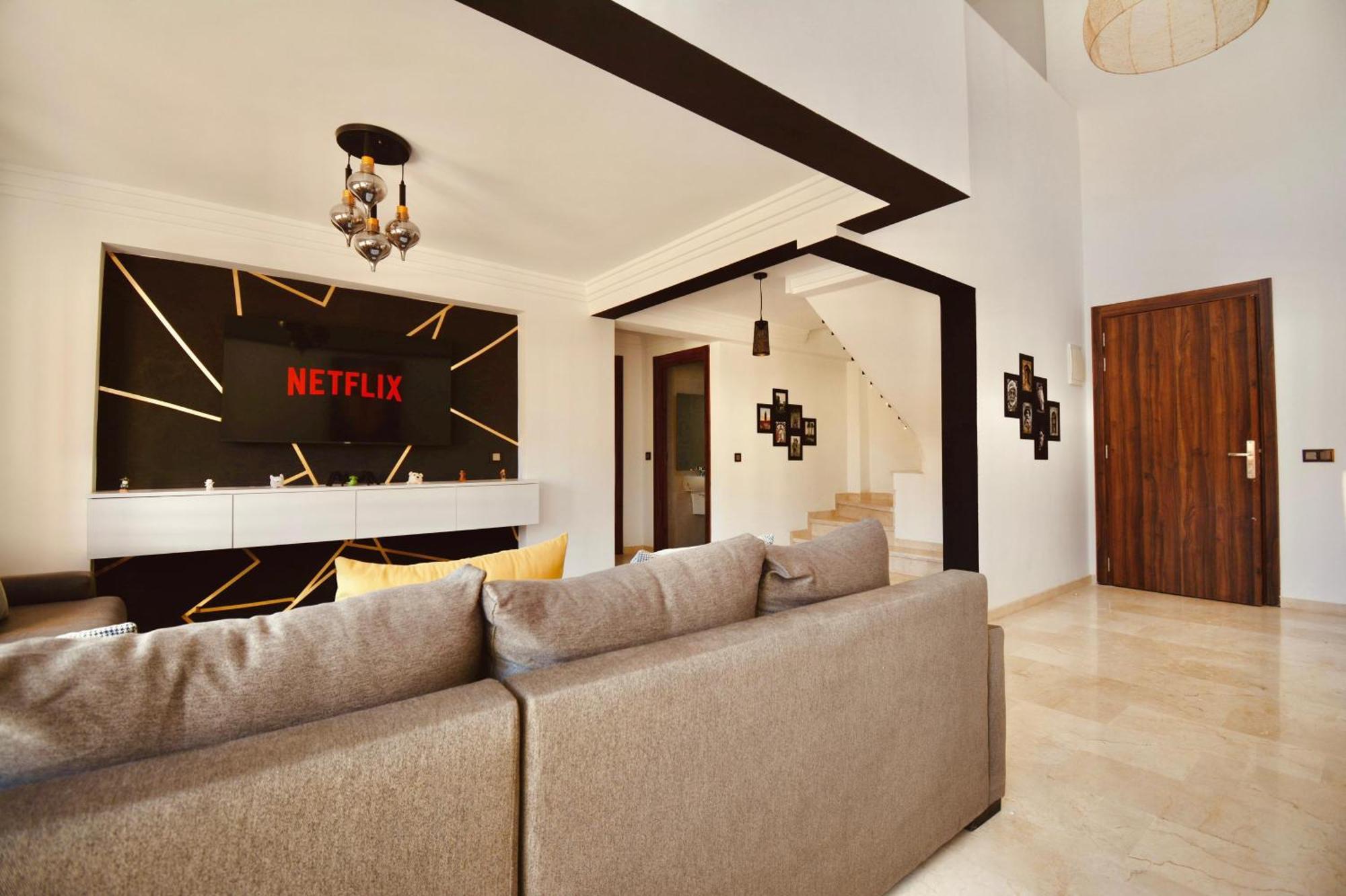 New Duplex- M Avenue , Swimming Pool , Fibre Optique Wifi , Parking , Gueliz Centre Appartement *