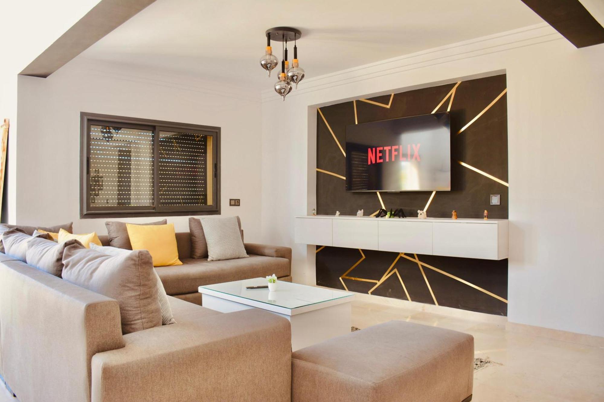 New Duplex- M Avenue , Swimming Pool , Fibre Optique Wifi , Parking , Gueliz Centre Appartement